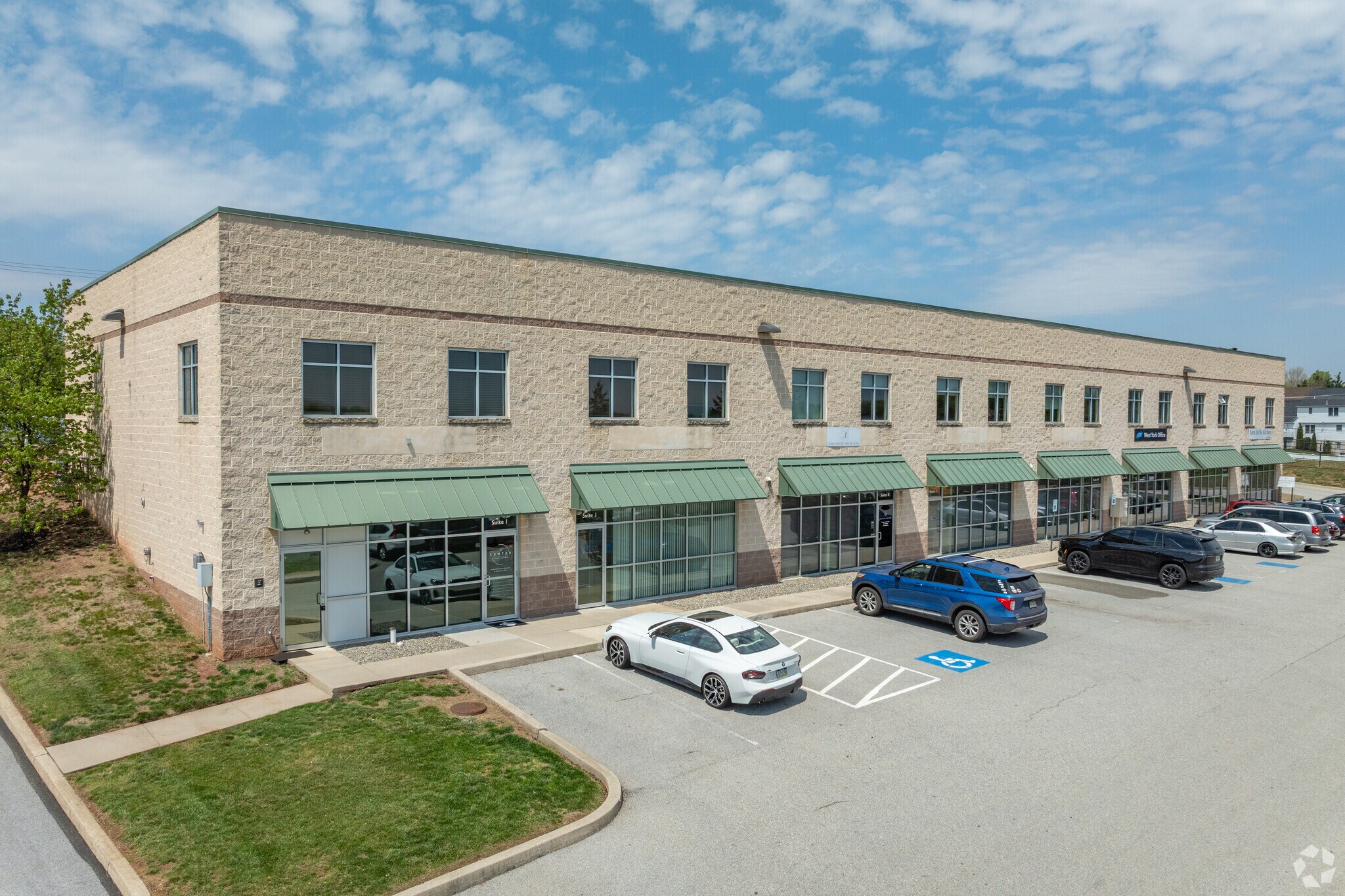 555 Ryan Run Rd, York, PA à louer Photo principale– Image 1 sur 6