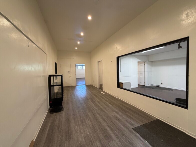 7815-7817 Melrose Ave, Los Angeles, CA à louer - Photo de l’immeuble – Image 2 sur 33