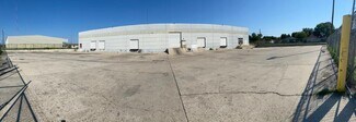 Plus de détails pour 2202 Santa Rita Ave, Laredo, TX - Industriel/Logistique à louer