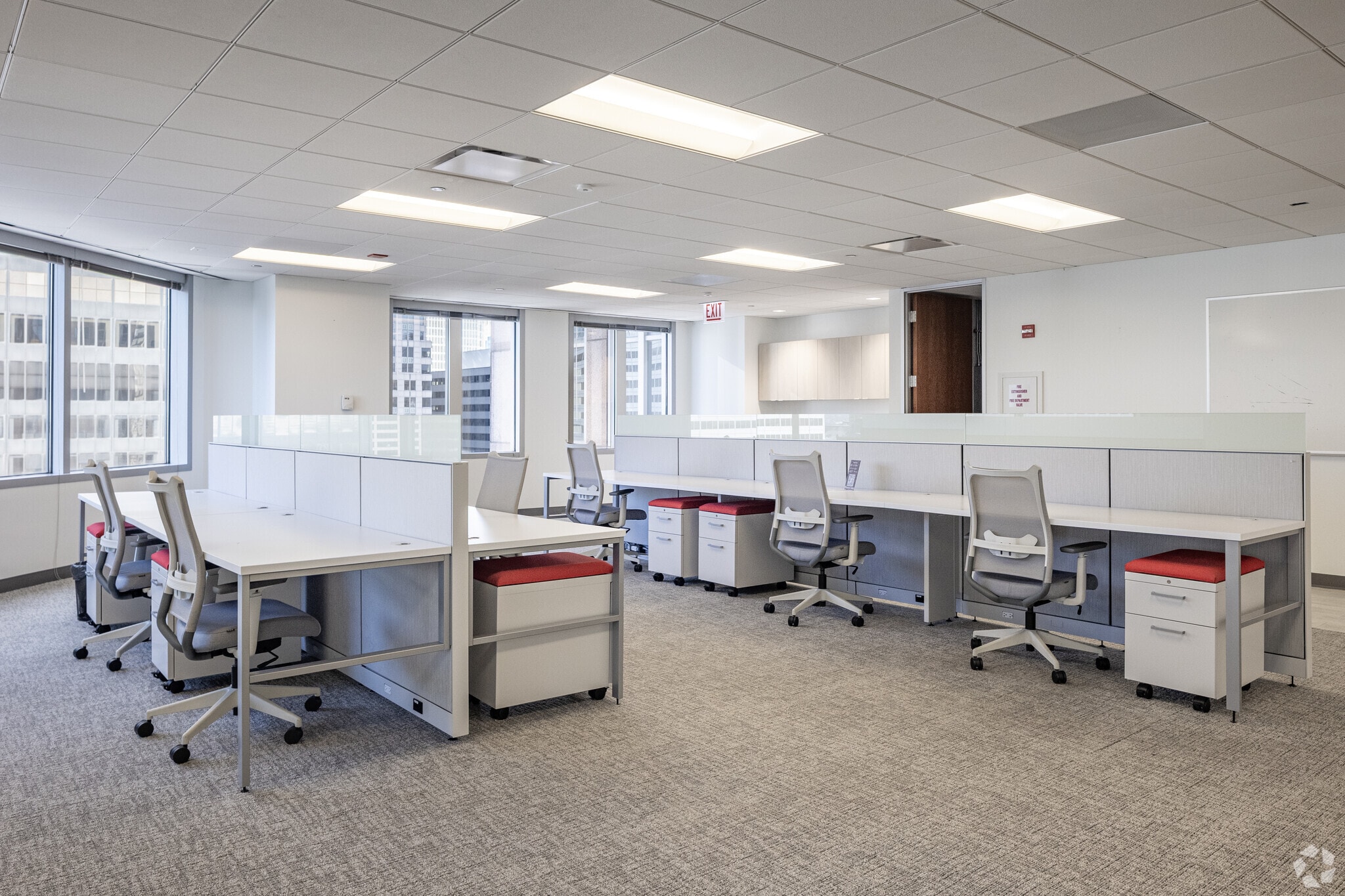 311 S Wacker Dr, Chicago, IL à louer Photo intérieure– Image 1 sur 4