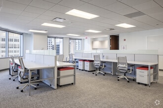 311 S Wacker Dr, Chicago, IL à louer Photo intérieure– Image 1 sur 4