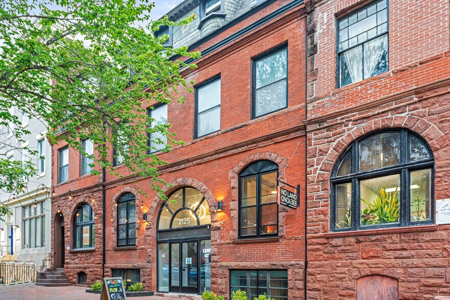2125-2129 Maryland Ave, Baltimore, MD à louer - Photo de l’immeuble – Image 1 sur 6