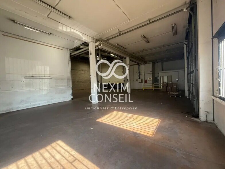 Industriel/Logistique dans Gennevilliers à louer - Photo de l’immeuble – Image 1 sur 3