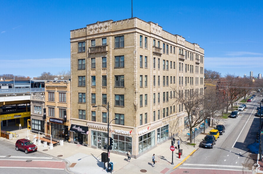 1650 W Roscoe St, Chicago, IL à louer - Photo principale – Image 1 sur 4