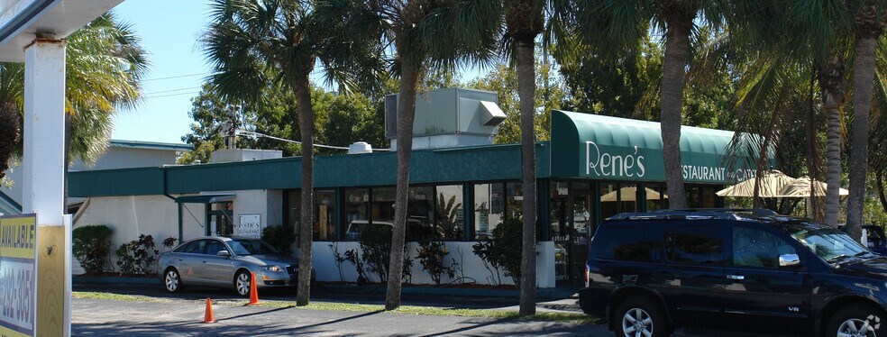 12731 McGregor Blvd, Fort Myers, FL à vendre - Photo de l’immeuble – Image 1 sur 3