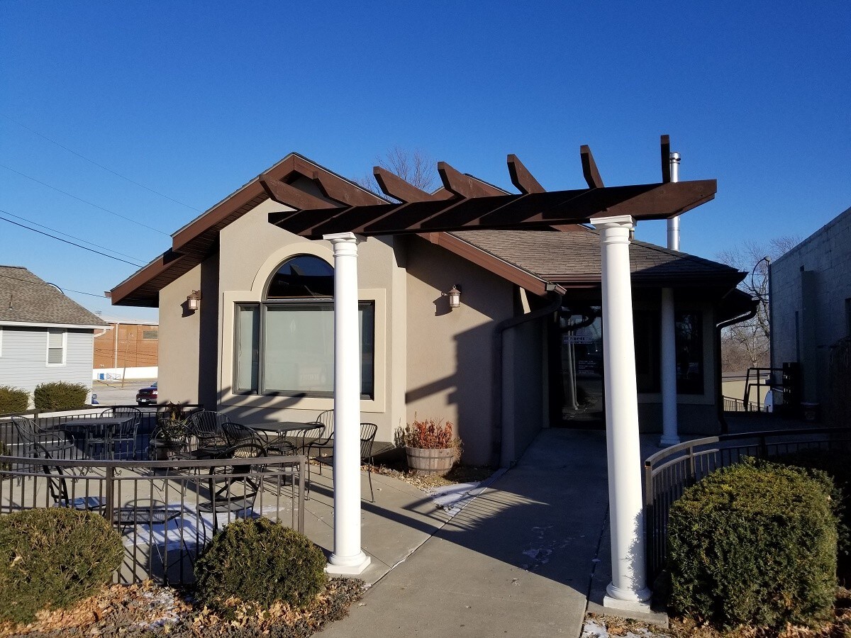 6109 Blue Ridge Blvd, Raytown, MO à vendre Photo principale– Image 1 sur 12