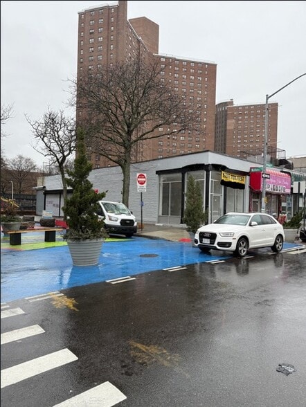 72 Belmont Ave, Brooklyn, NY à louer - Photo de l’immeuble – Image 2 sur 8