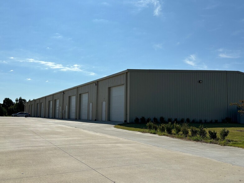 3005 Wyndham Industrial Dr, Opelika, AL à vendre - Photo de l’immeuble – Image 1 sur 1