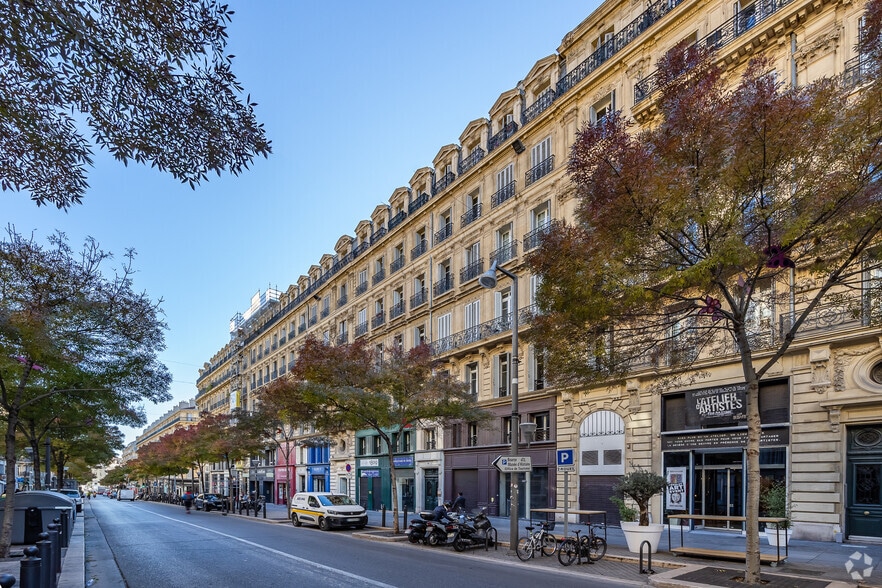 23 Rue De La Republique, Marseille à louer - Photo de l’immeuble – Image 2 sur 3