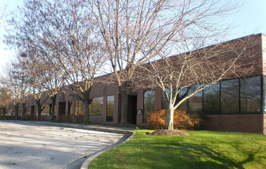 11403 Cronridge Dr, Owings Mills, MD à louer - Photo de l’immeuble – Image 3 sur 6