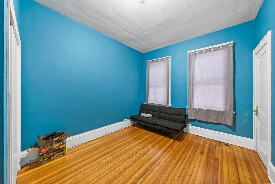 303-309 Maple St, Perth Amboy, NJ à vendre - Photo de l’immeuble – Image 3 sur 55