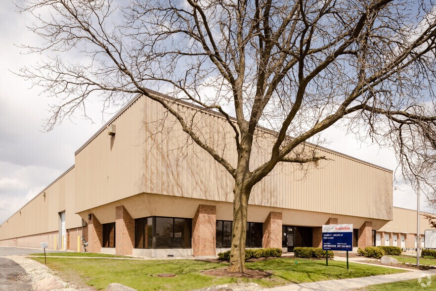 2440 Pratt Blvd, Elk Grove Village, IL à louer - Photo de l’immeuble – Image 1 sur 9