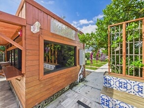 2509 N Miami Ave, Miami, FL à louer Photo intérieure– Image 1 sur 6