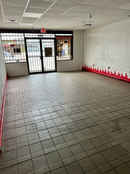 3313 Aldine Mail Rd, Houston, TX à louer - Photo de l’immeuble – Image 1 sur 2