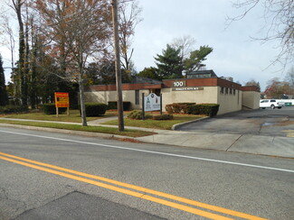 Plus de détails pour 100 Maple Ave, Smithtown, NY - Bureau à vendre