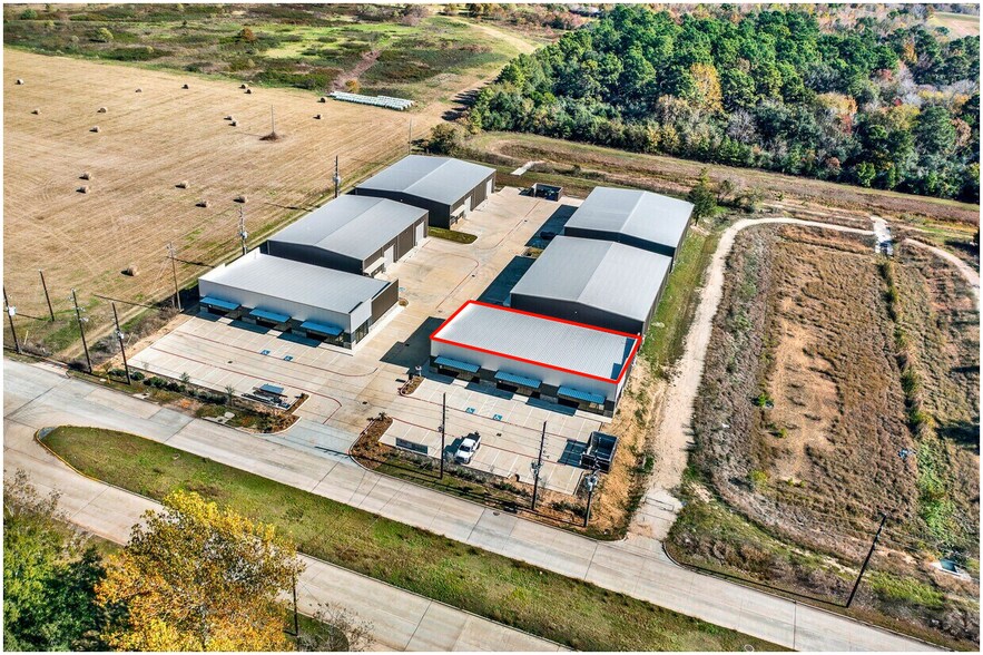 22808 Hufsmith Kohrville Rd, Tomball, TX à louer - Photo de l’immeuble – Image 1 sur 17