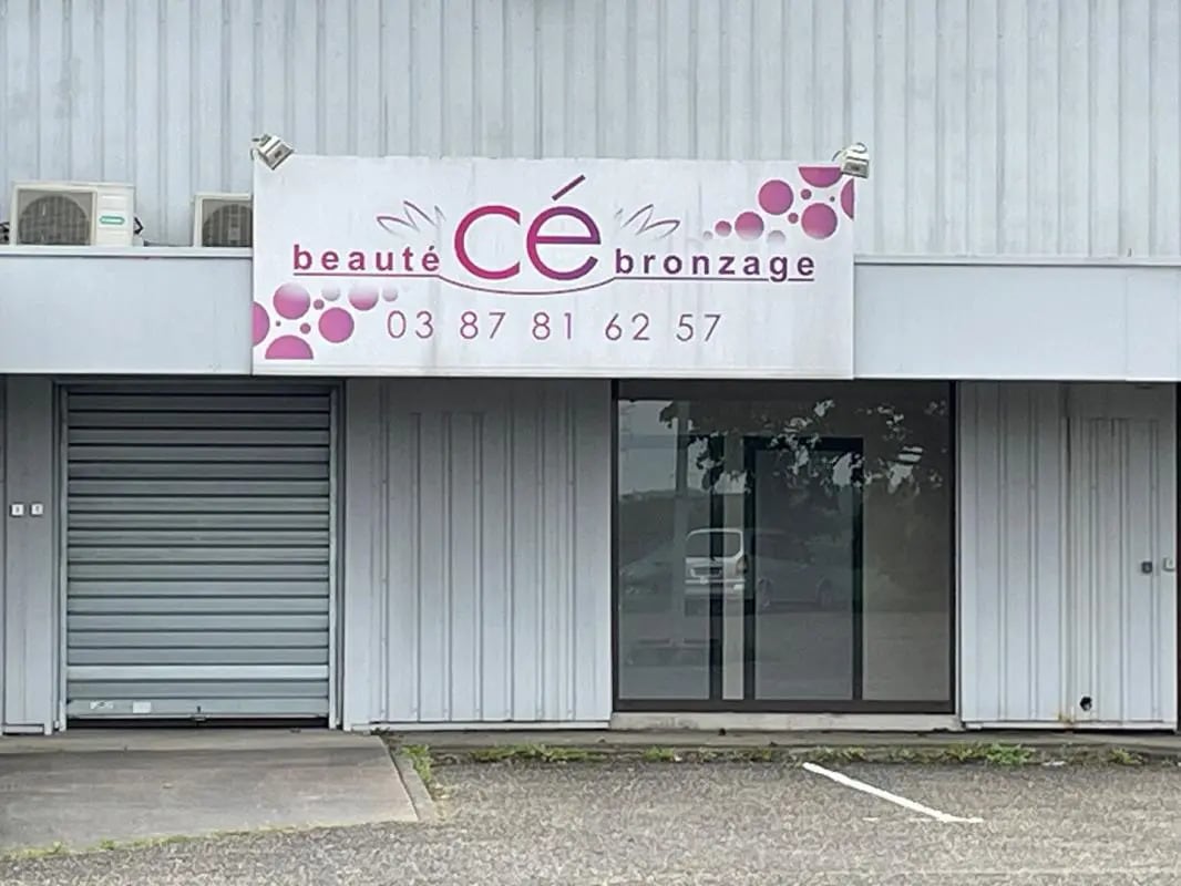 Local commercial dans Créhange à louer Photo de l’immeuble– Image 1 sur 17