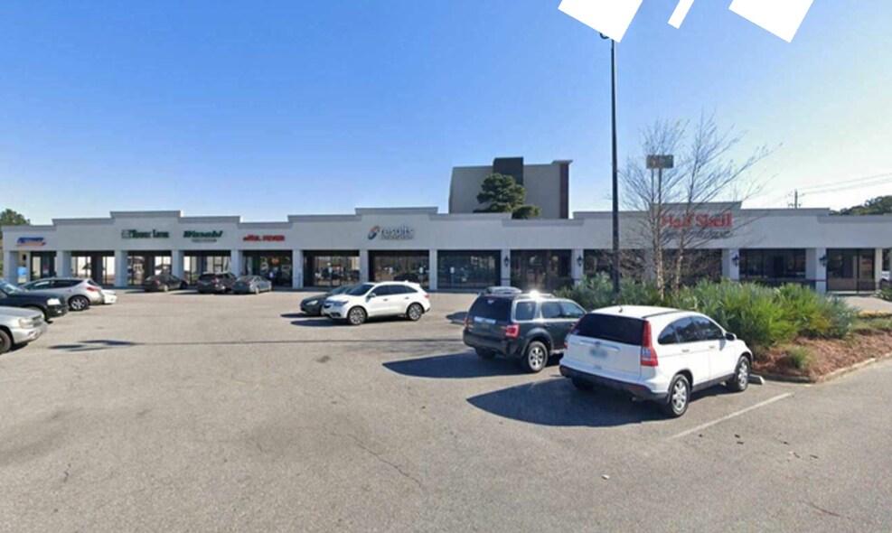 3658 Airport Blvd, Mobile, AL à louer Photo principale– Image 1 sur 12