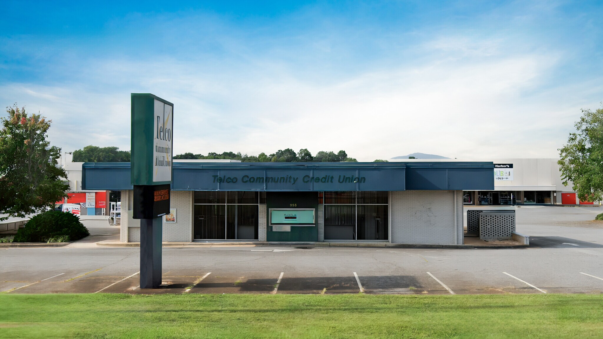 355 U.S. Hwy 70 SW, Hickory, NC à louer Photo de l’immeuble– Image 1 sur 2