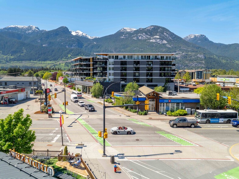 38192 Cleveland Ave, Squamish, BC à vendre - Photo de l’immeuble – Image 2 sur 7