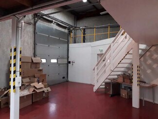 Plus de détails pour Bureau, Local d'activités à louer