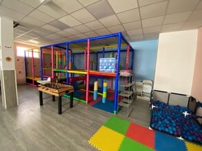 Local commercial dans Alcalá de Henares, Madrid à louer Photo intérieure– Image 2 sur 6