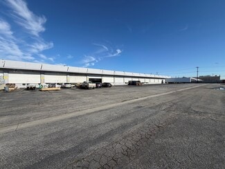 Plus de détails pour 8900 Bellanca Ave, Los Angeles, CA - Industriel/Logistique à louer
