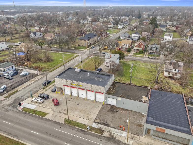 14801 Livernois Ave, Detroit, MI à louer - Photo de l’immeuble – Image 1 sur 46