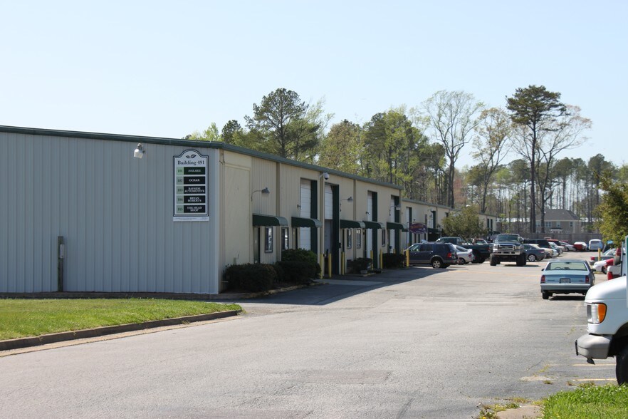 493 London Bridge Rd, Virginia Beach, VA à louer - Photo de l’immeuble – Image 2 sur 6