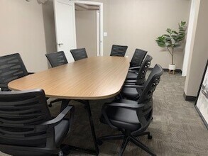 222 N Broadway, Fargo, ND à louer Autre– Image 1 sur 5