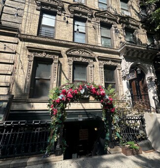 Plus de détails pour 141 W Tenth St, New York, NY - Local commercial à louer