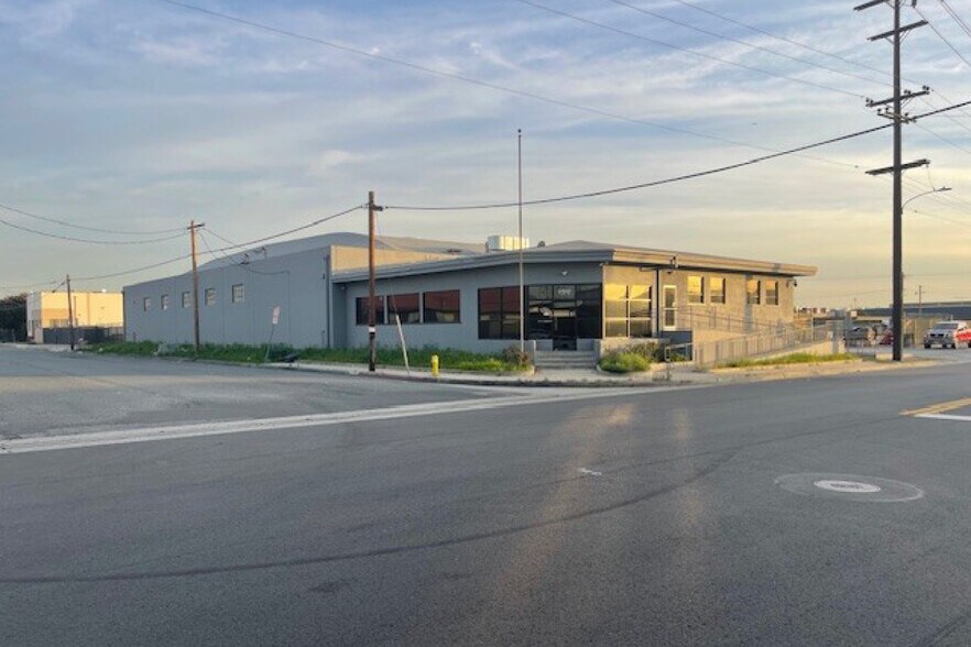6400 Fleet St, Commerce, CA à vendre - Photo de l’immeuble – Image 2 sur 4