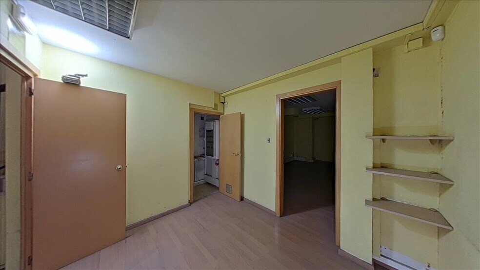 View Photo