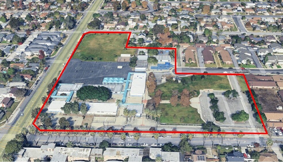 855 E Kingsley Ave, Pomona, CA à vendre - Photo de l’immeuble – Image 2 sur 3