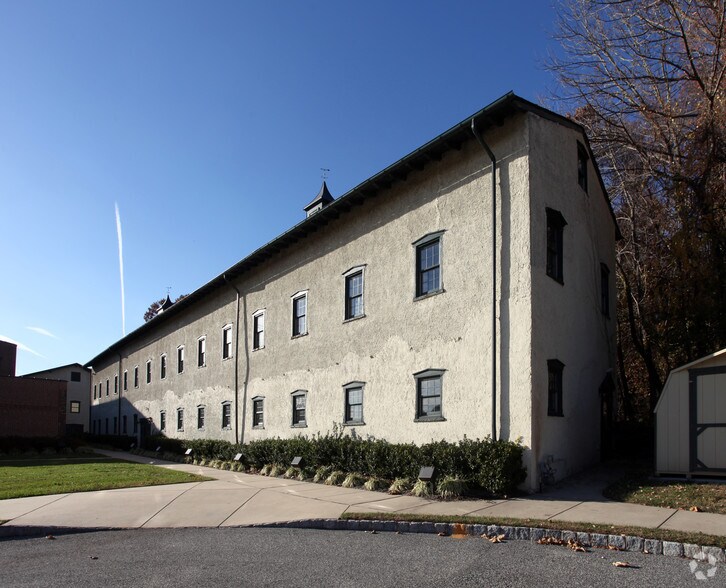 1400 S Trooper Rd, Trooper, PA à louer - Photo de l’immeuble – Image 3 sur 8