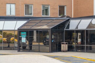 Plus de détails pour 1 Medical Center Blvd, Upland, PA - Bureau/Médical à louer