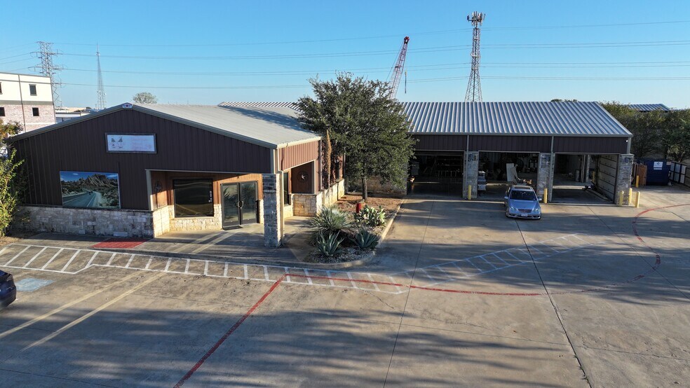 3625 Valley Vista Dr, Fort Worth, TX à vendre - Photo de l’immeuble – Image 3 sur 21