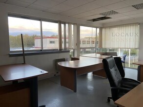 Industriel/Logistique dans Argenteuil à louer Photo intérieure– Image 2 sur 3