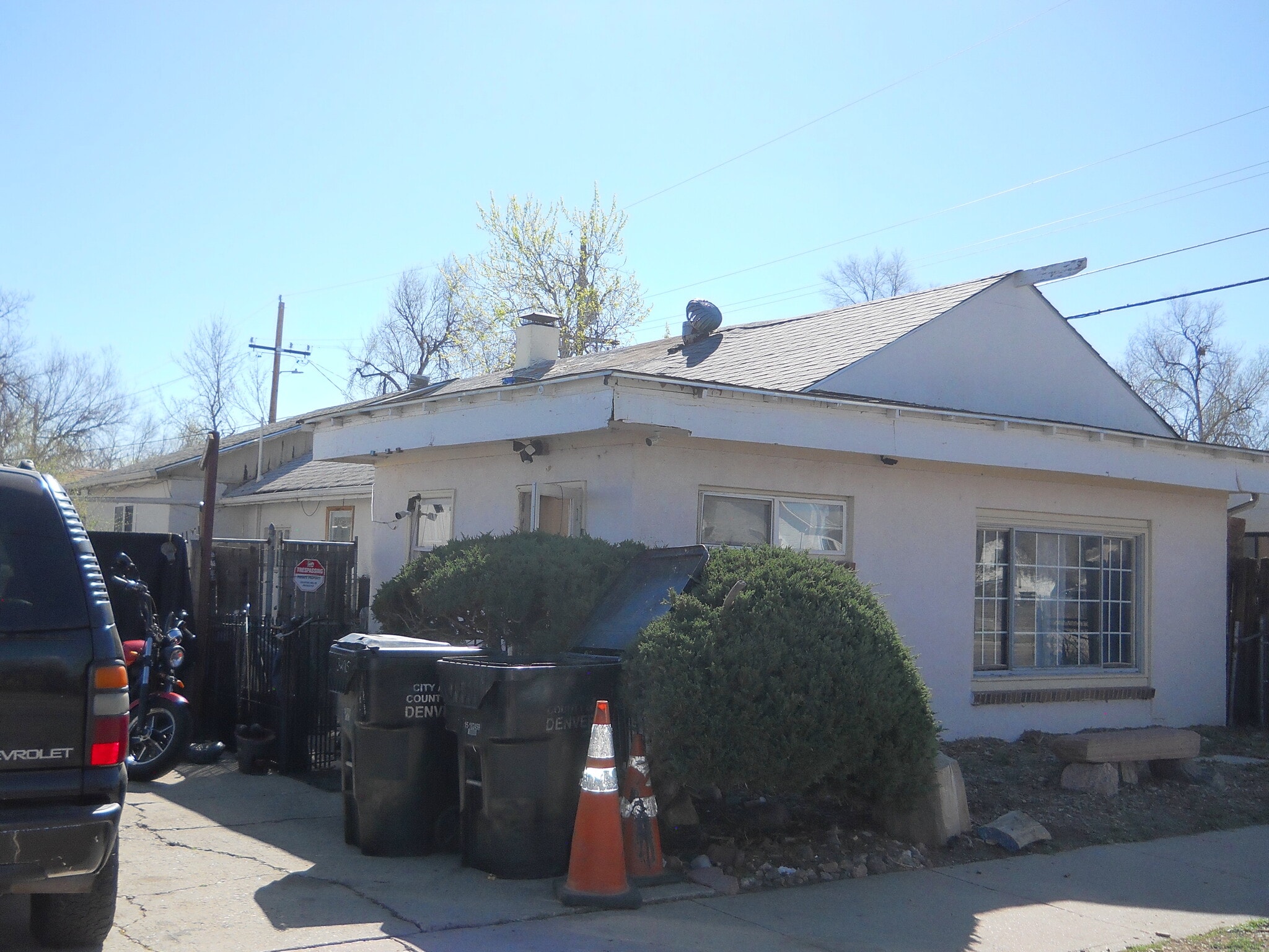 672 S Irving St, Denver, CO à vendre Photo principale– Image 1 sur 4