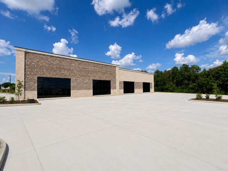 4515 M Stringer Rd, Oakwood, GA à louer - Photo de l’immeuble – Image 3 sur 4