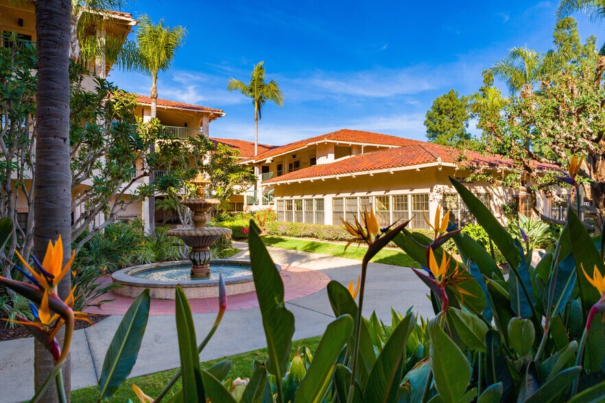 16476 Bernardo Center Dr, San Diego, CA à louer - Photo de l’immeuble – Image 3 sur 9