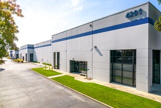 Plus de détails pour 4201 Sierra Point Dr, Sacramento, CA - Industriel/Logistique à louer