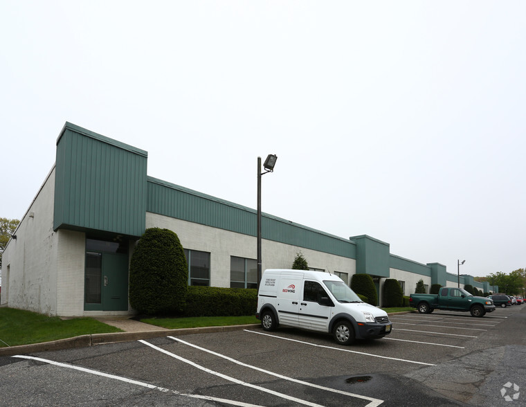 875 Industrial Hwy, Cinnaminson, NJ à louer - Photo de l’immeuble – Image 1 sur 9