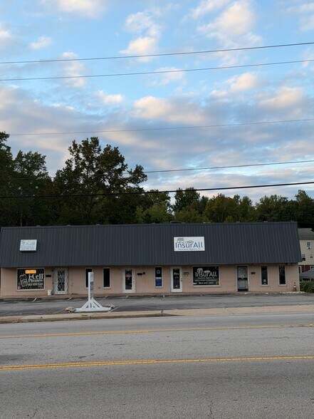 6818 Calhoun Memorial Hwy, Easley, SC à louer - Photo de l’immeuble – Image 2 sur 5