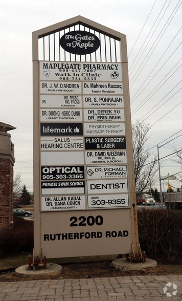 2200 Rutherford Rd, Concord, ON à louer - Photo de l’immeuble – Image 3 sur 3