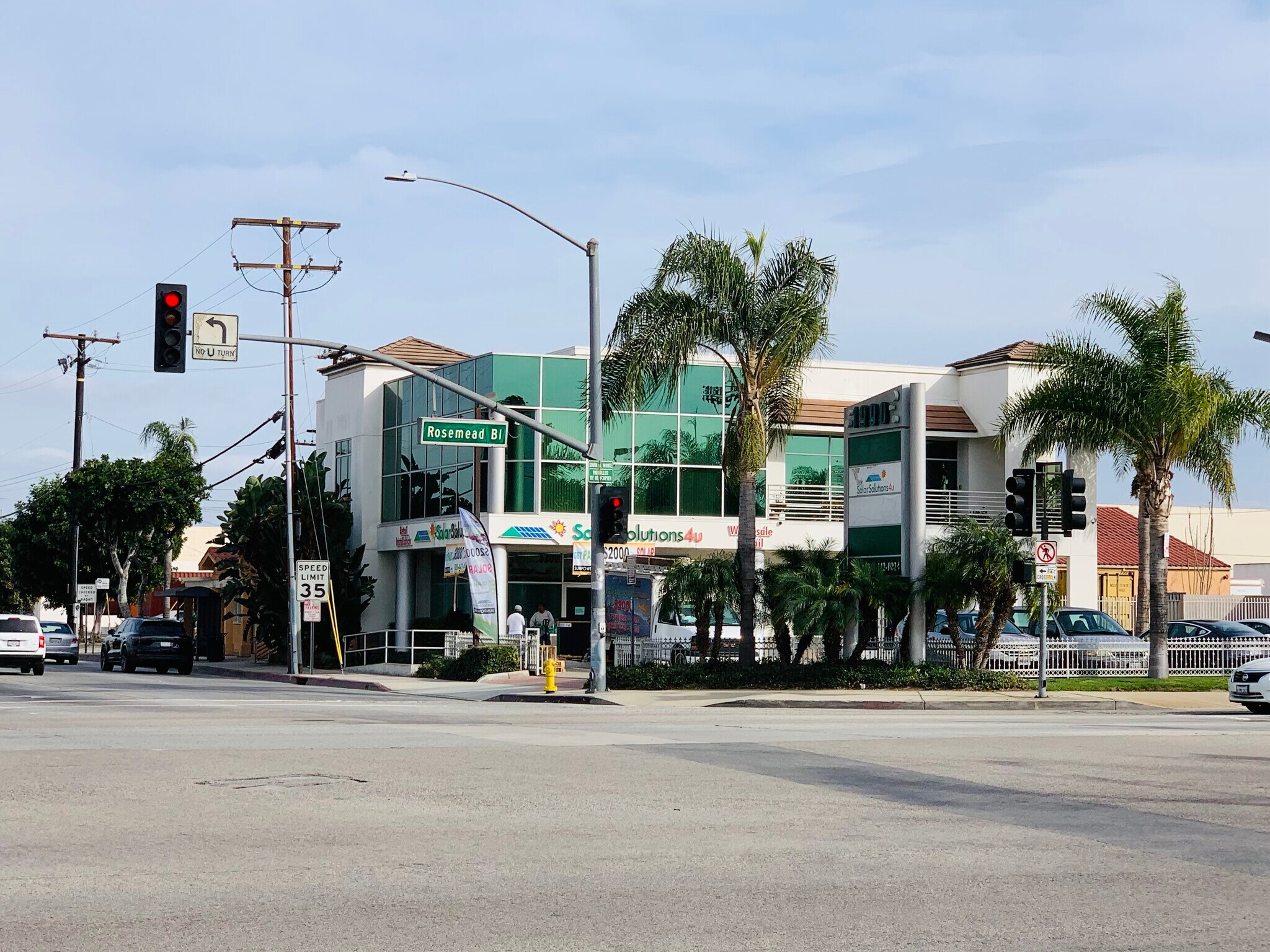 1990 Rosemead Blvd, South El Monte, CA à louer Photo de l’immeuble– Image 1 sur 27