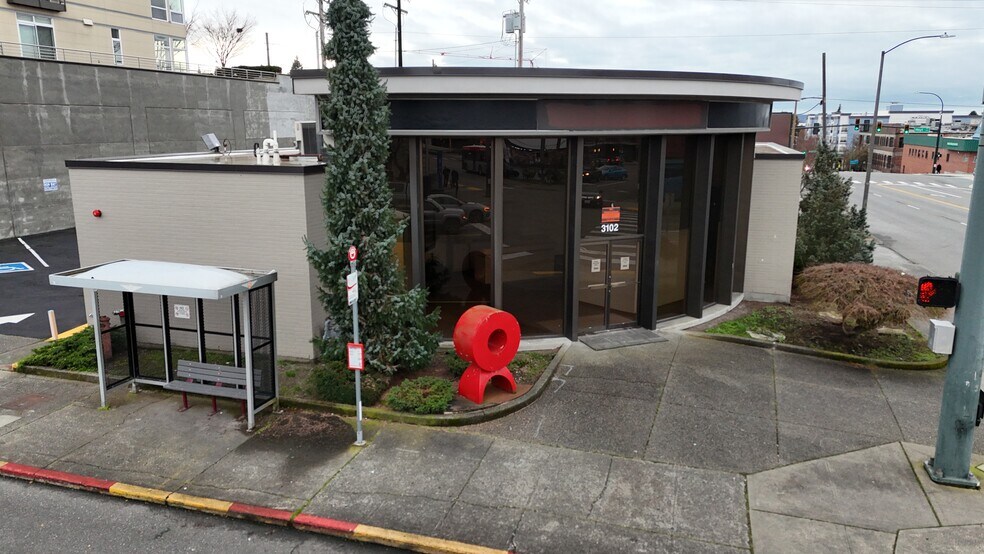 3102 Colby Ave, Everett, WA à louer - Photo de l’immeuble – Image 2 sur 14