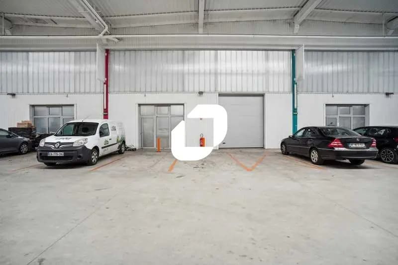 8-10 Rue Salvador Allende, Palaiseau à louer - Photo de l’immeuble – Image 2 sur 16