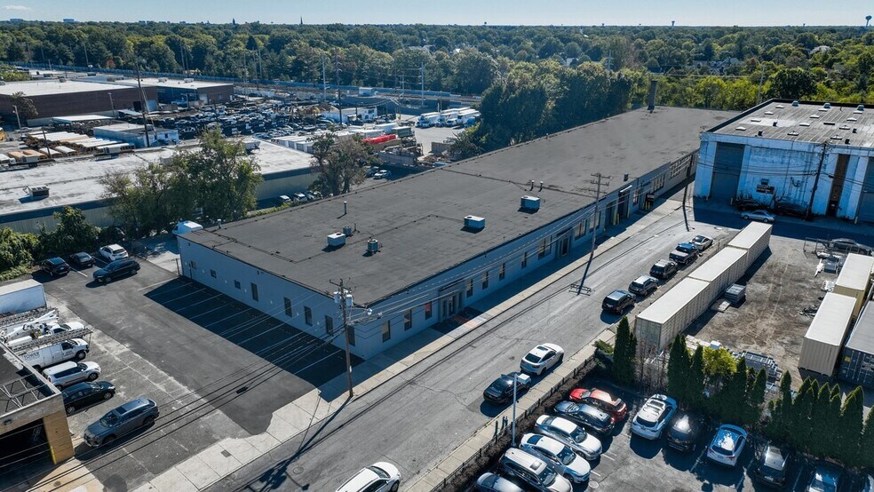 50 Nassau Terminal Rd, New Hyde Park, NY à vendre - Aérien – Image 3 sur 4