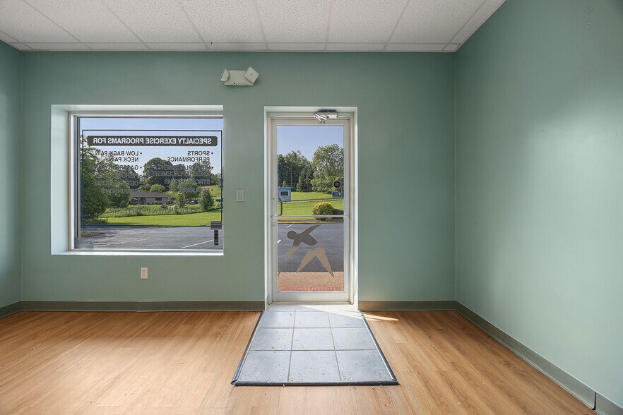 673 Morganza Rd, Canonsburg, PA à louer - Photo de l’immeuble – Image 3 sur 39